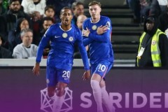 今日趣图：登贝莱金球？真能吹，怎么不说曼联输英乙、瓜帅摆大巴